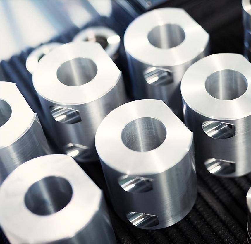 Mesin Haozhifeng: Sangat Terlibat dalam Perdagangan Luar Negeri Perangkat Keras